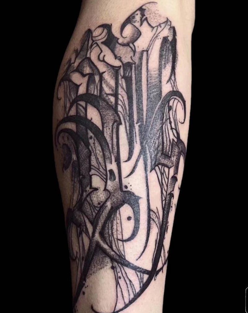 ⚜️纹身图片_脚部花体字暗黑花体奇卡诺西海岸纹身图案