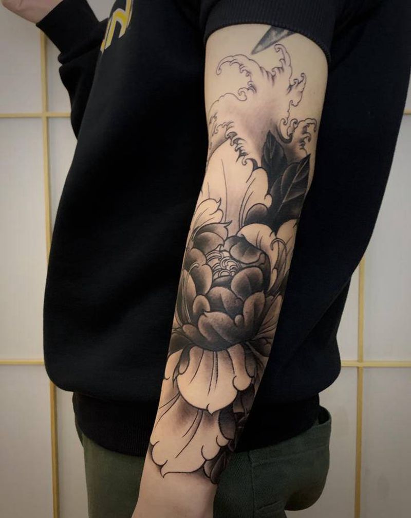 花水浪包小臂纹身图片_手臂新传统花水浪包小臂纹身图案