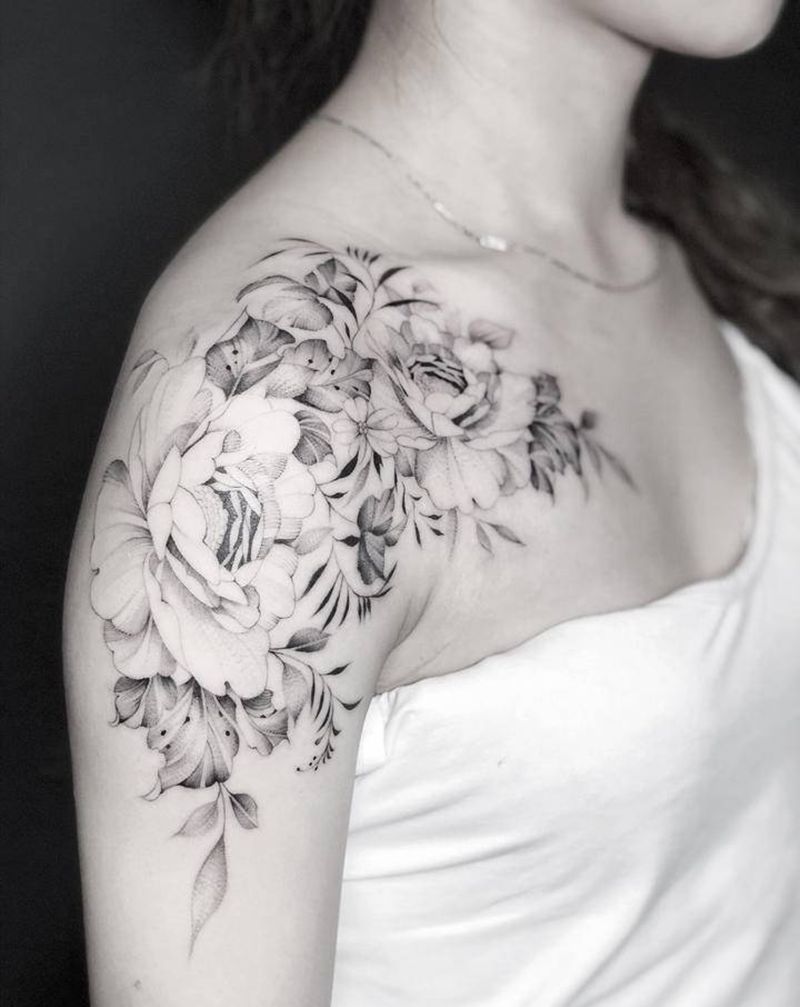 素花纹身图片_手臂点刺纹身图案