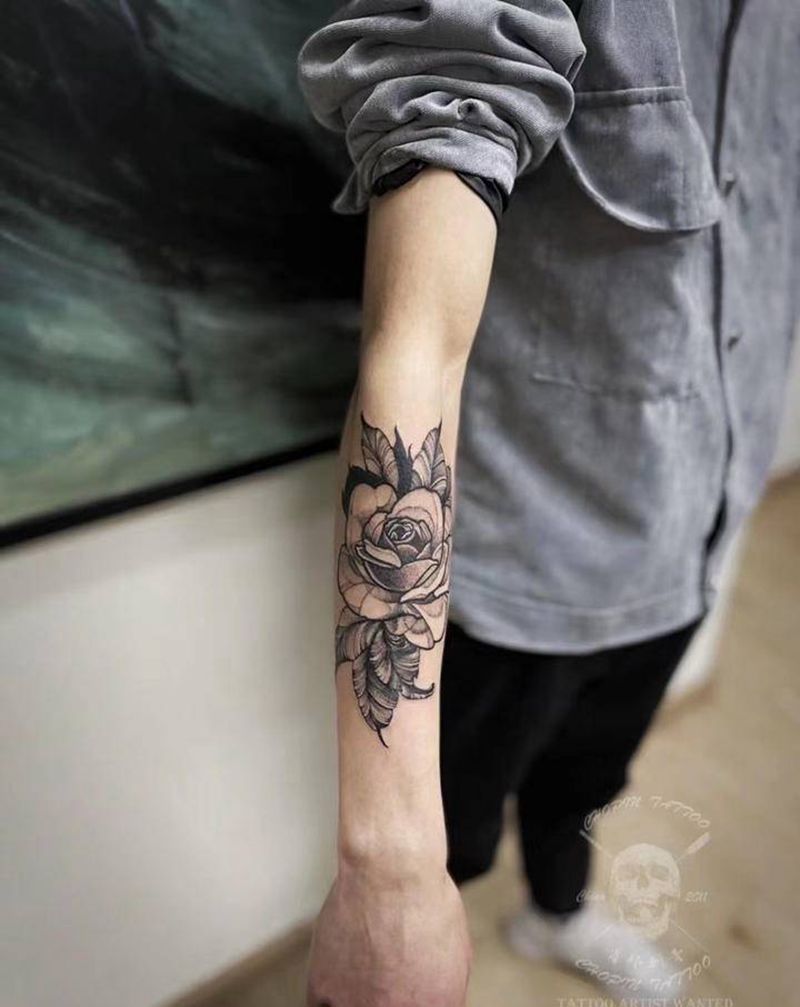 素花纹身图片_手臂素花纹身图案
