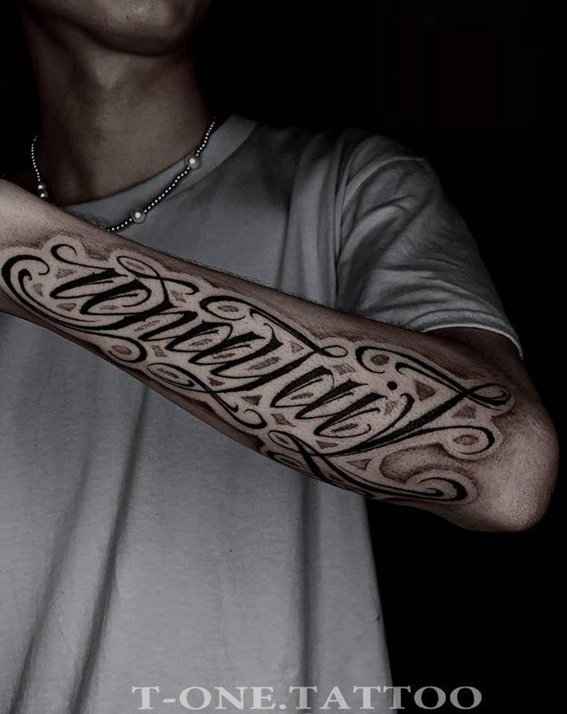 T-one Tattoo纹身图片_手臂花体字纹身图案