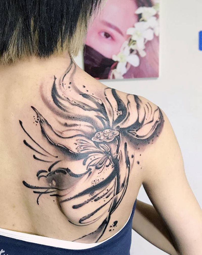 水墨莲花纹身图片_肩部纹身图案