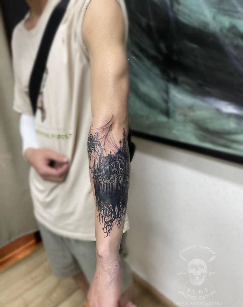 小臂拼接两小只纹身图片_手臂暗黑纹身图案