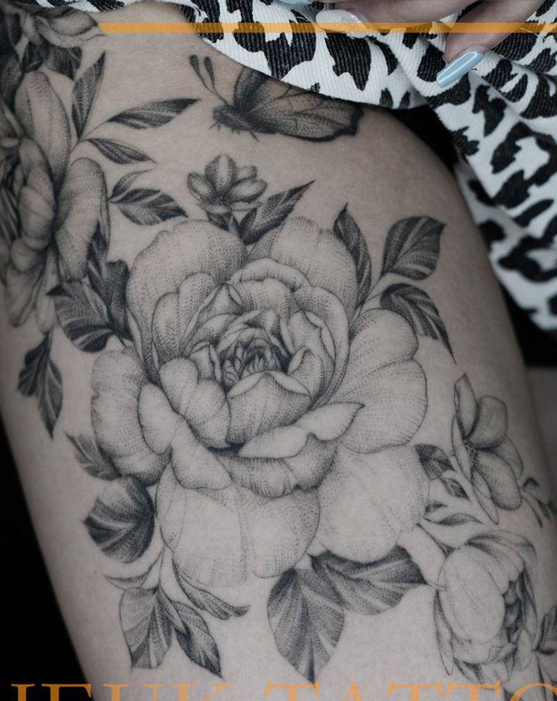 已恢复素花纹身图片_腿部点刺水彩纹身图案