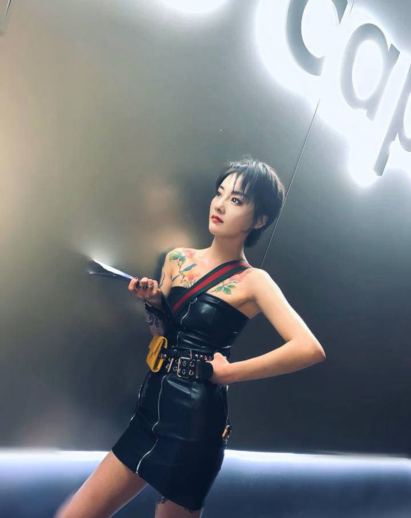 Lv Time capsule纹身图片_手臂肩部新传统水彩纹身图案