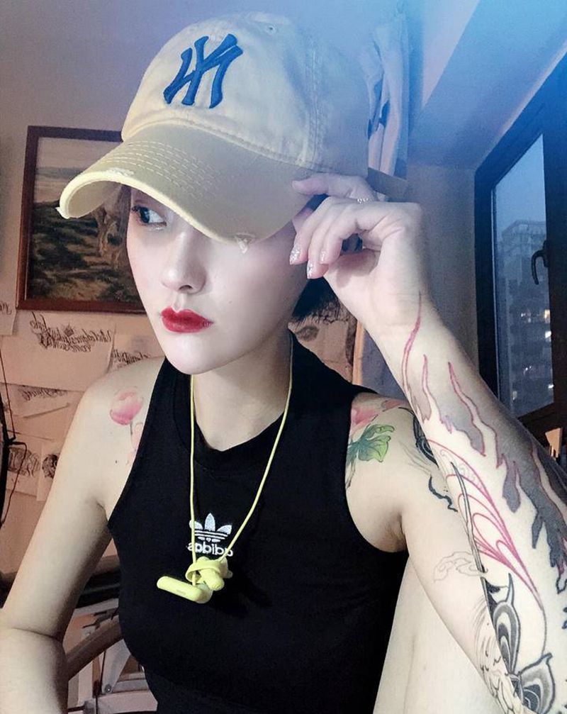 花体字纹身图片_手臂花体字欧美写实纹身图案