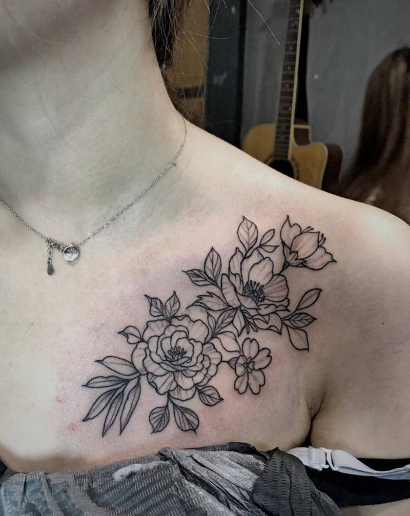 花花纹身图片_胸部纹身图案