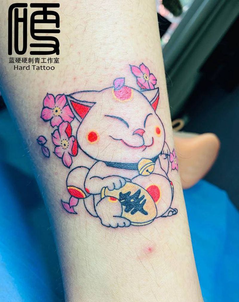 小猫咪纹身图片_腿部纹身图案