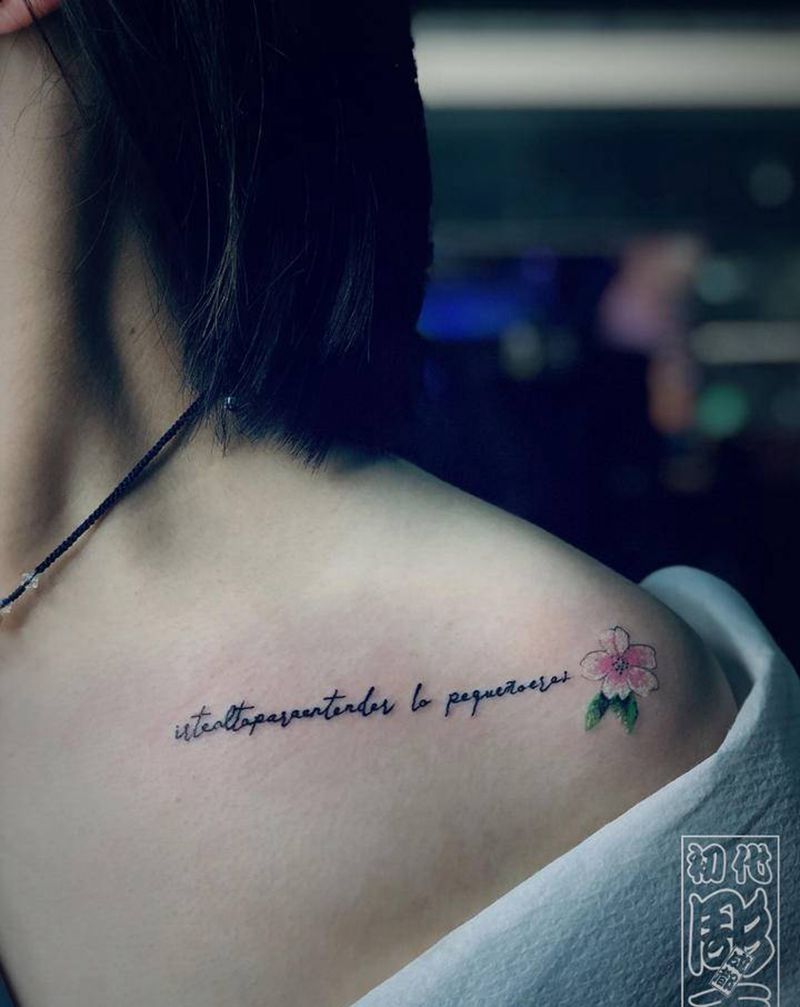 清新纹身图片_肩部纹身图案