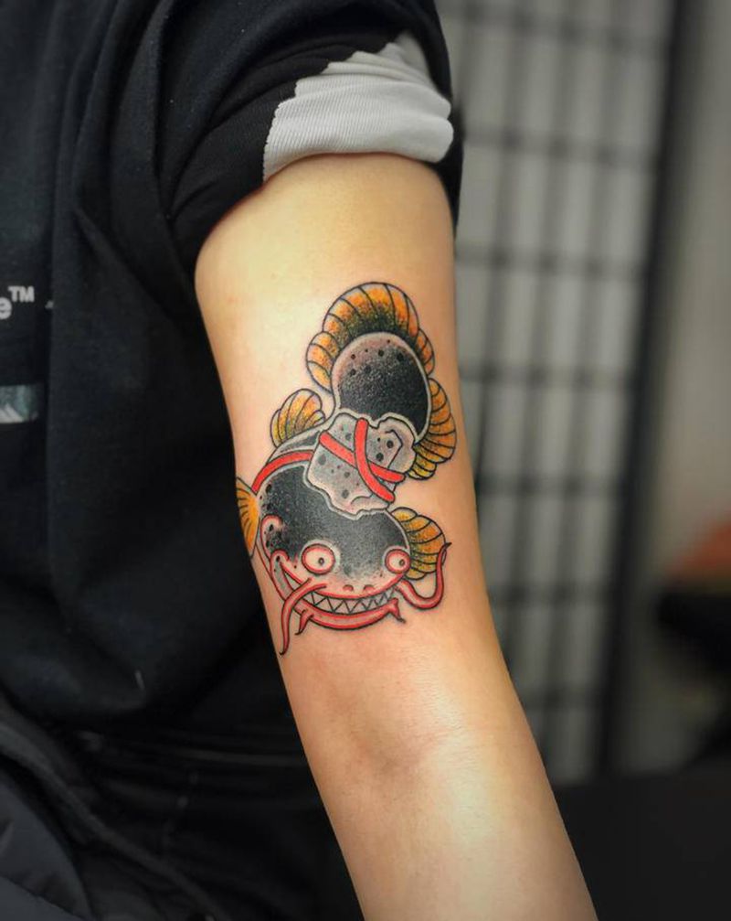 日式鲢鱼纹身图片_手臂老传统纹身图案