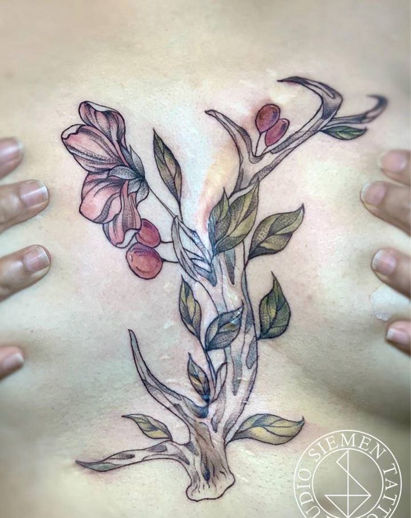 鹿角 花纹身图片_胸部水彩几何鹿角花重生纹身图案