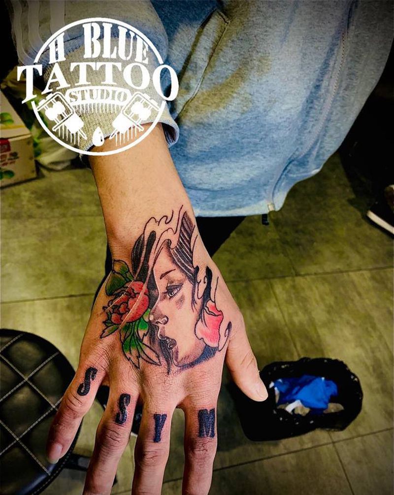 艺伎手背纹身图片_手部纹身图案