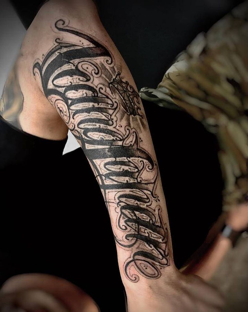 花体纹身图片_手臂花体字欧美写实纹身图案