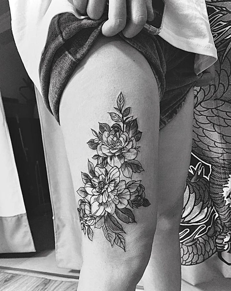 素花纹身图片_腿部花纹身图案