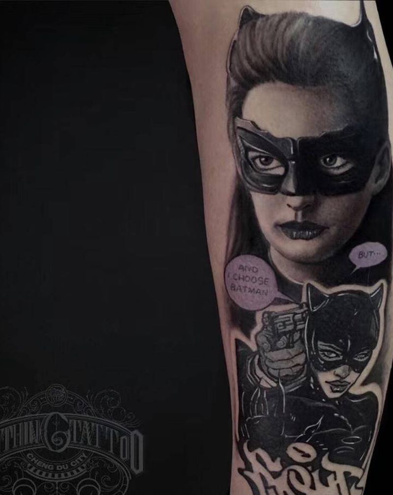 猫女纹身图片_腿部欧美写实猫女纹身图案