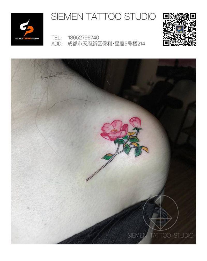 小fafa纹身图片_肩部点刺水彩花小清新西大门纹身图案