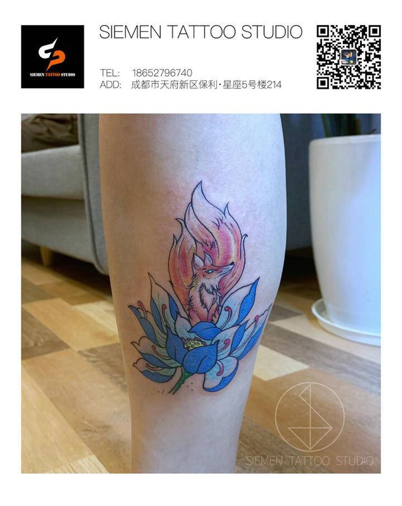 九尾狐纹身图片_腿部New School水彩狐狸莲花纹身图案