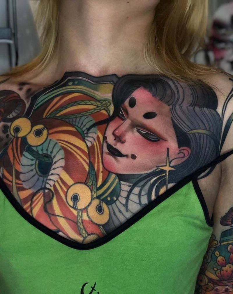 蛇女，花胸纹身图片_胸部New School蛇纹身图案