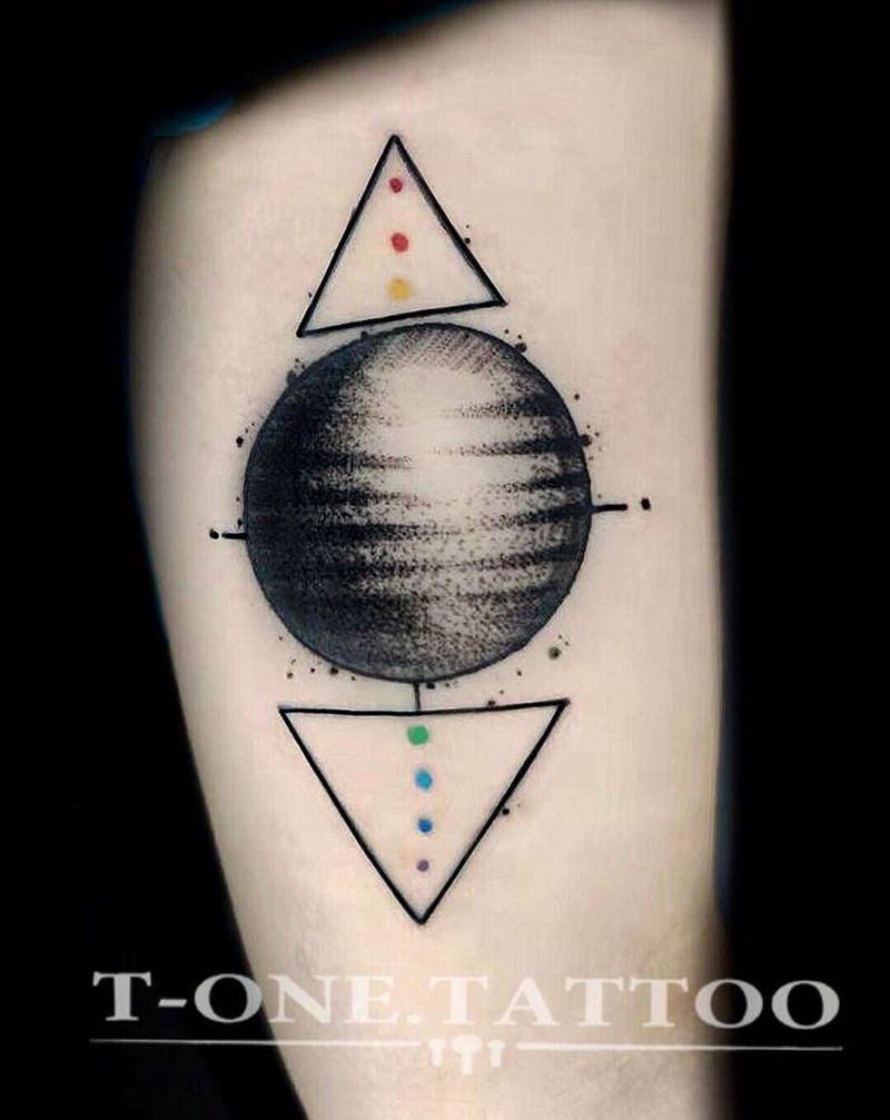 T-one纹身图片_手臂欧美写实星球 原创纹身图案