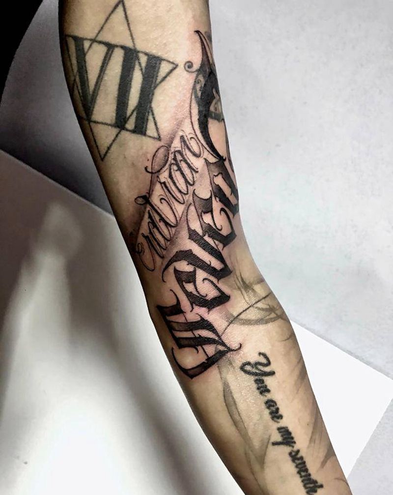 花体字✍️纹身图片_手臂花体字欧美写实纹身图案