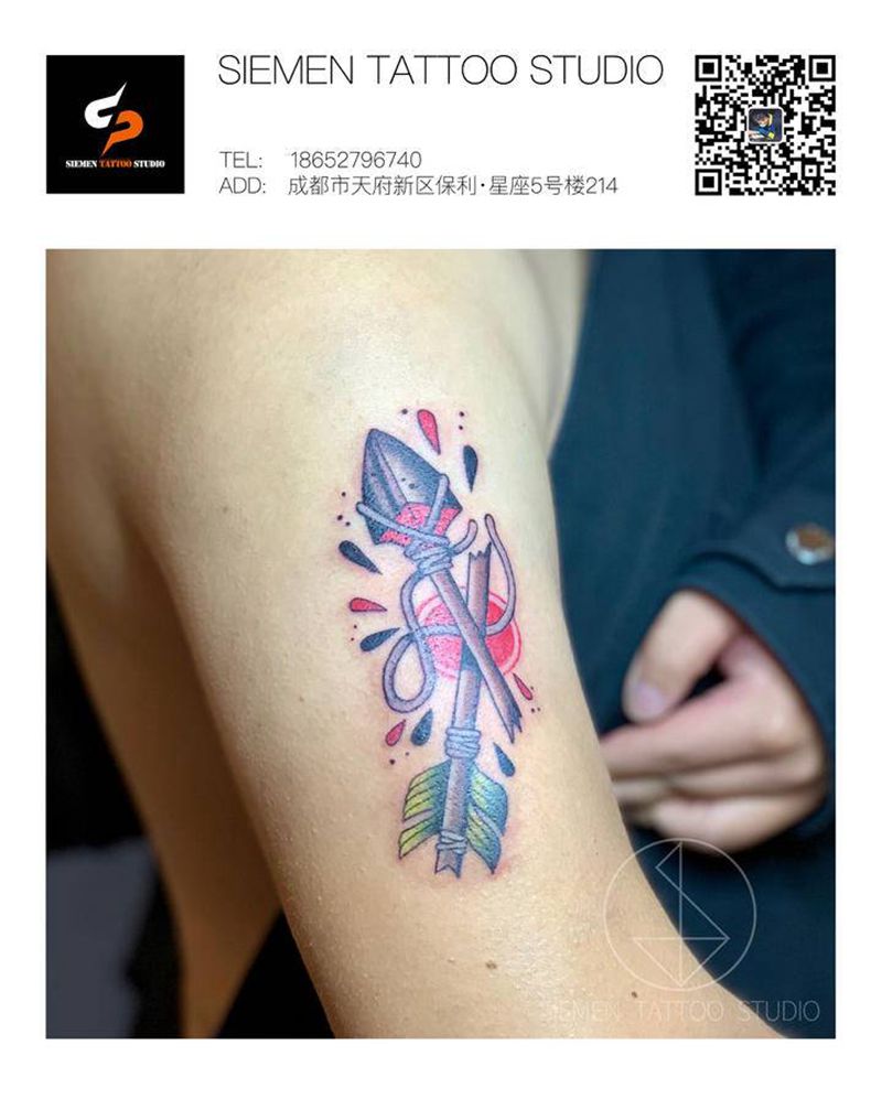 箭纹身图片_手臂Old School断箭纹身图案