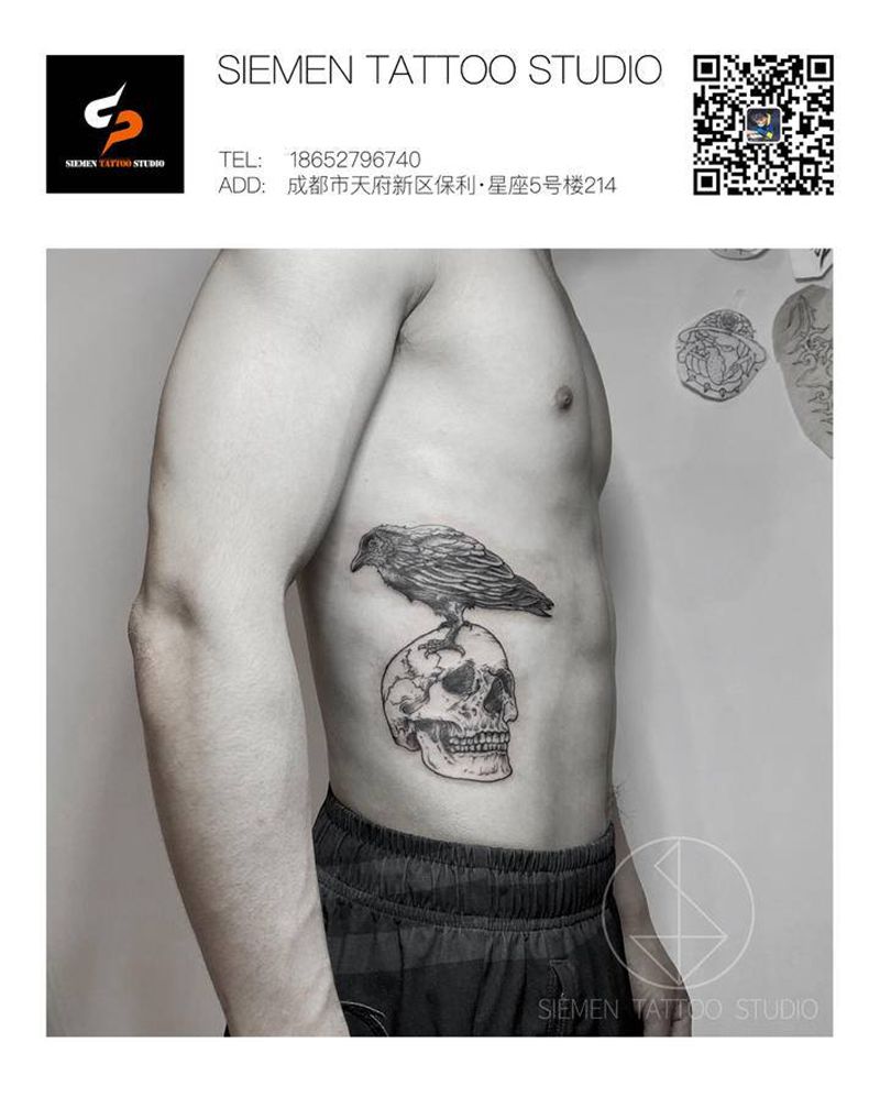 敢死队纹身图片_腰部欧美写实几何骷髅乌鸦敢死队纹身图案