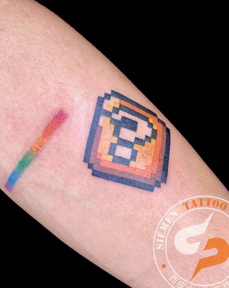 超级玛丽纹身图片_手臂New School几何像素画超级玛丽图标纹身图案
