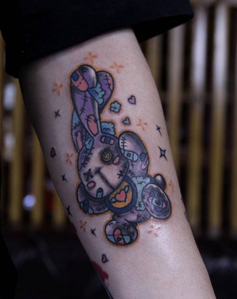 拯救旧纹身纹身图片_手臂New School兔子玩偶修改纹身图案