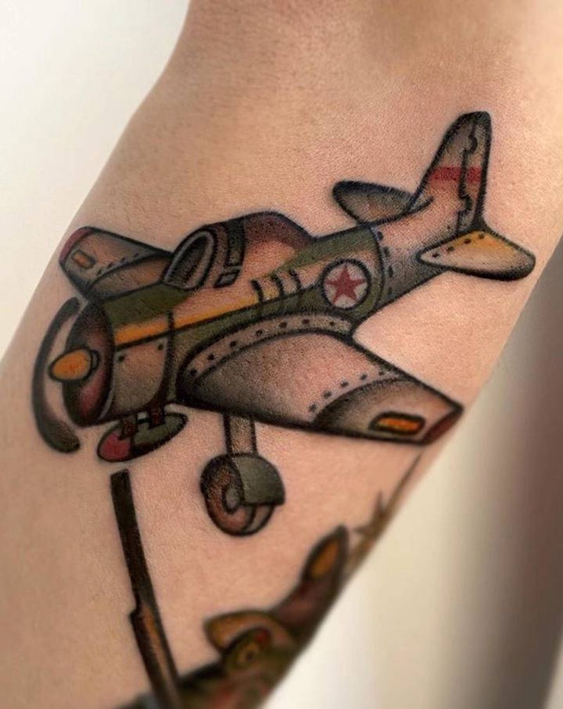 old school纹身图片_手臂Old School纹身图案