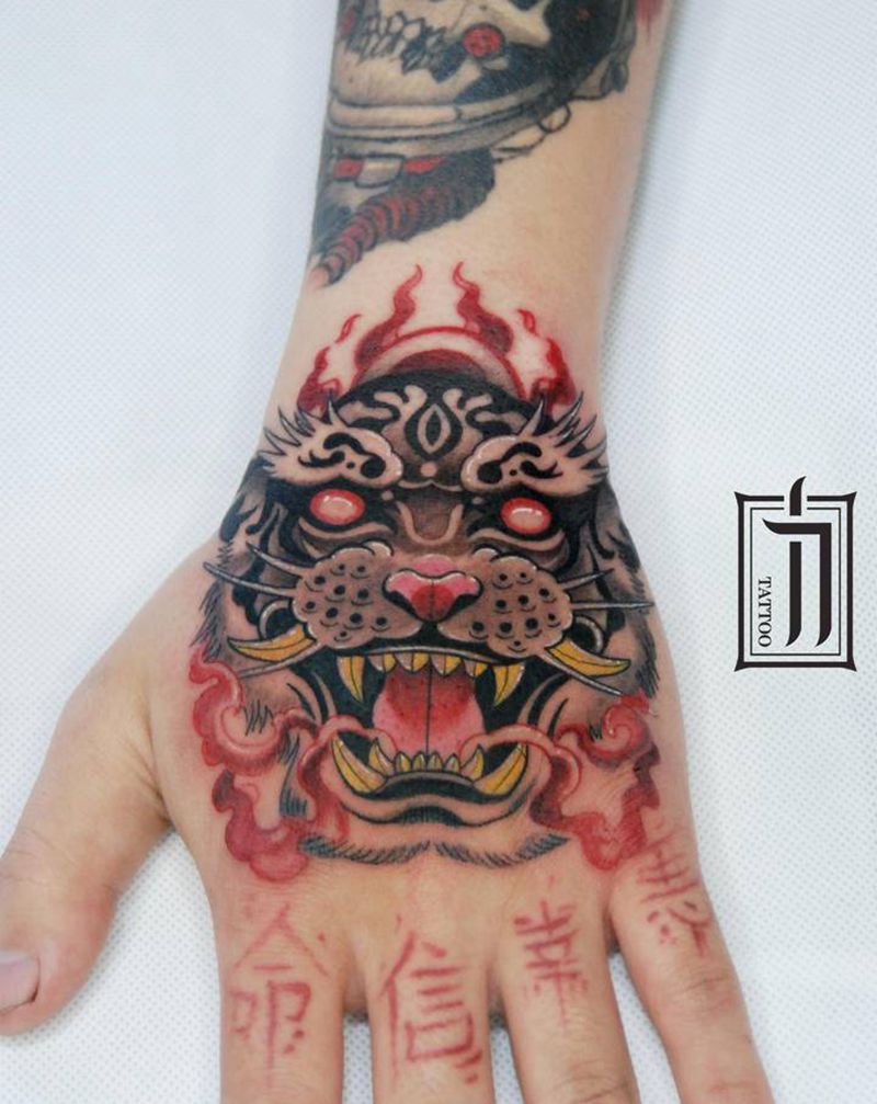 麻老虎纹身图片_New School纹身图案