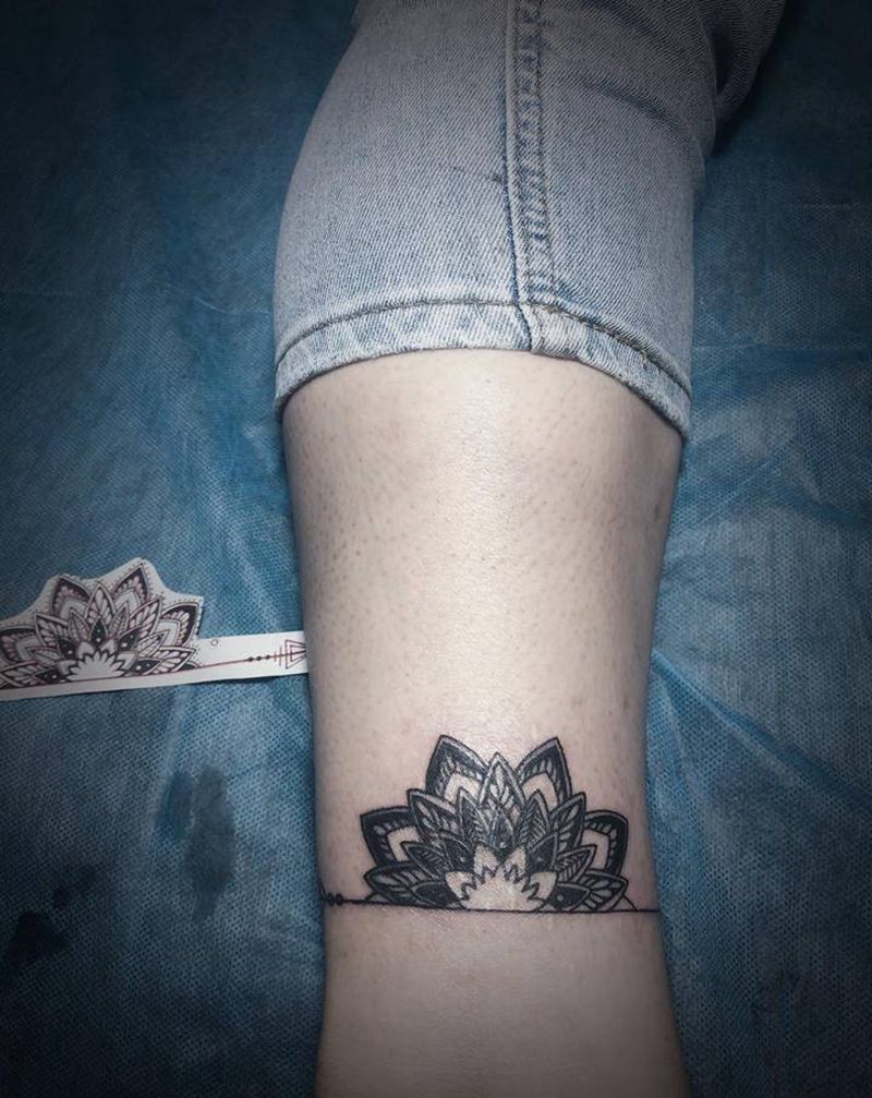 梵花纹身图片_腿部几何纹身图案