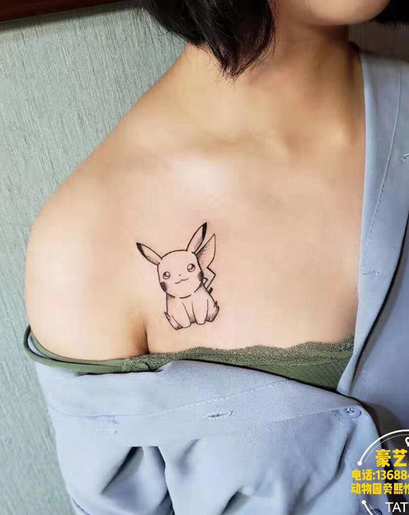 小图纹身图片_胸部纹身图案