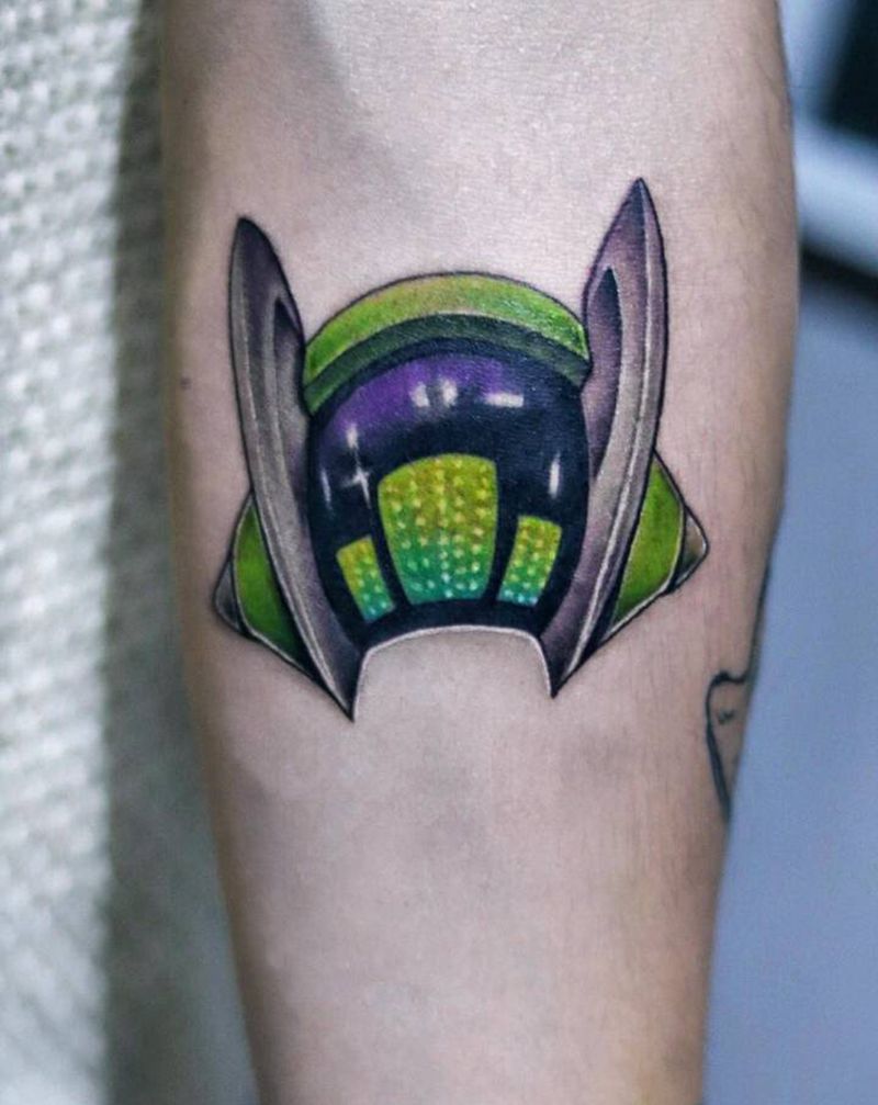 DJ琴女纹身图片_手臂New School纹身图案