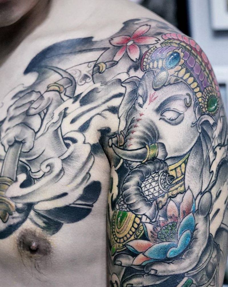 象神纹身图片_肩部手臂老传统纹身图案