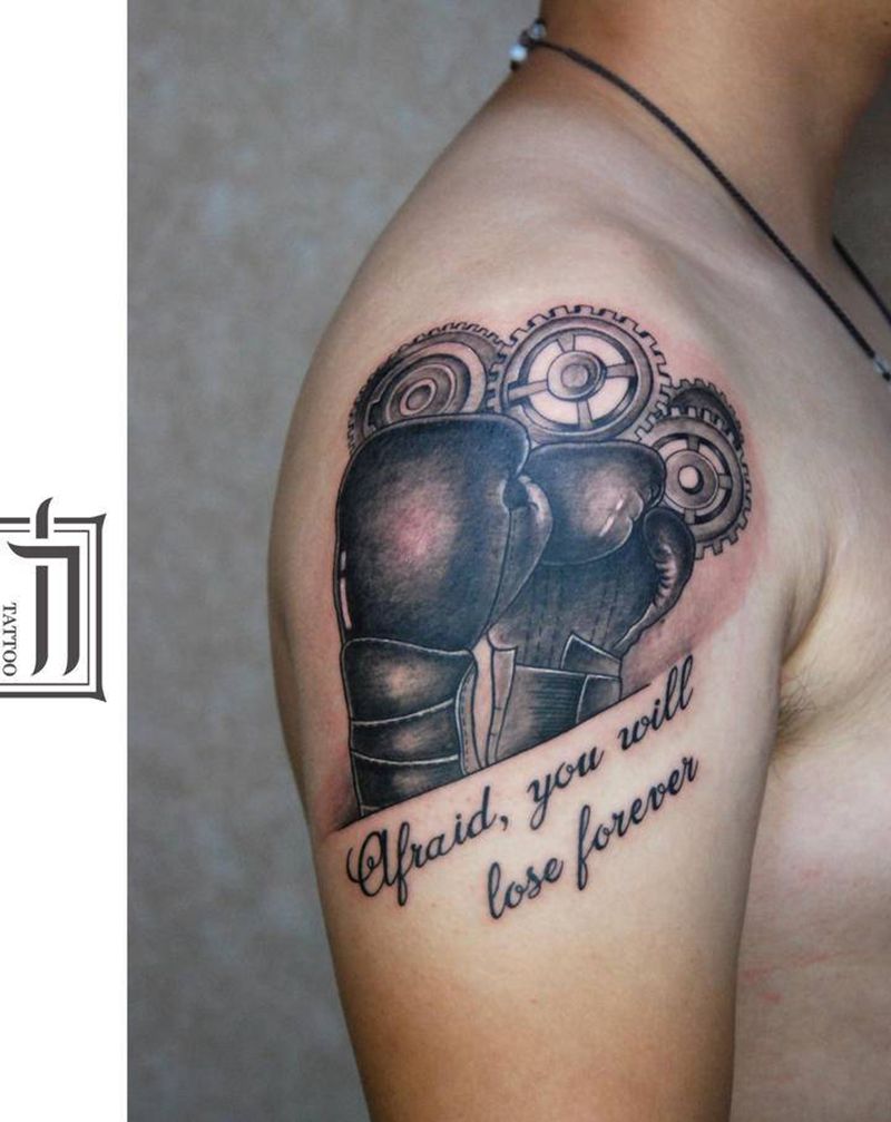 拳击手套纹身图片_手臂Old School纹身图案