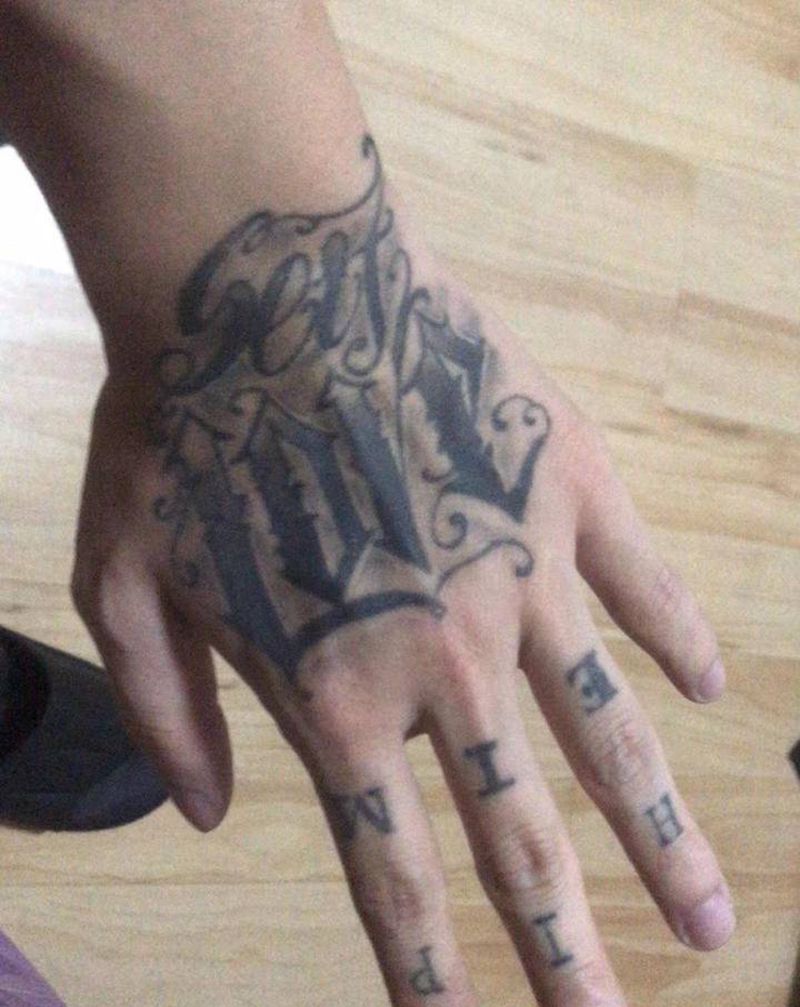 修改纹身图片_手部纹身图案