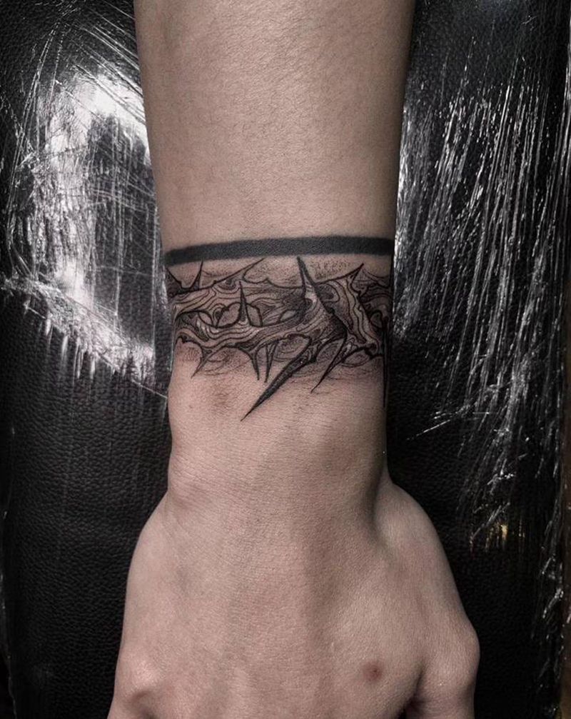 荆棘纹身图片_手部纹身图案