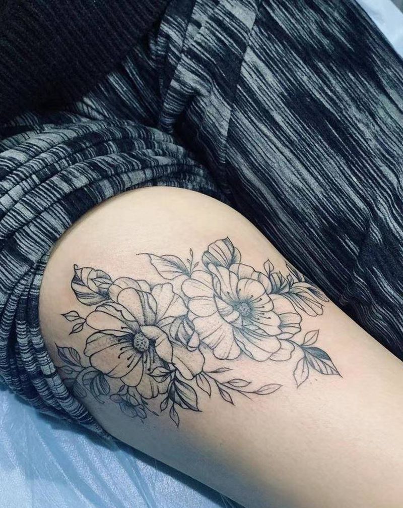 大腿素花纹身图片_腿部纹身图案