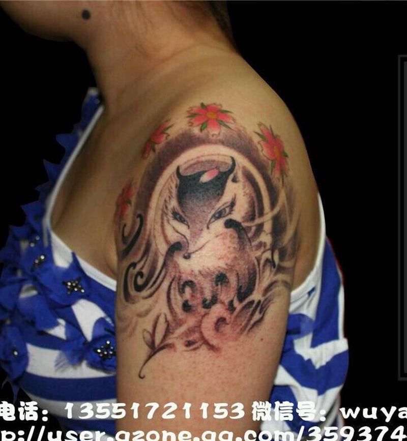 狐狸纹身图片_手臂新传统水墨纹身图案