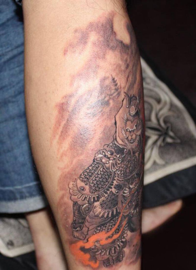 齐天大圣纹身图片_腿部新传统水彩纹身图案