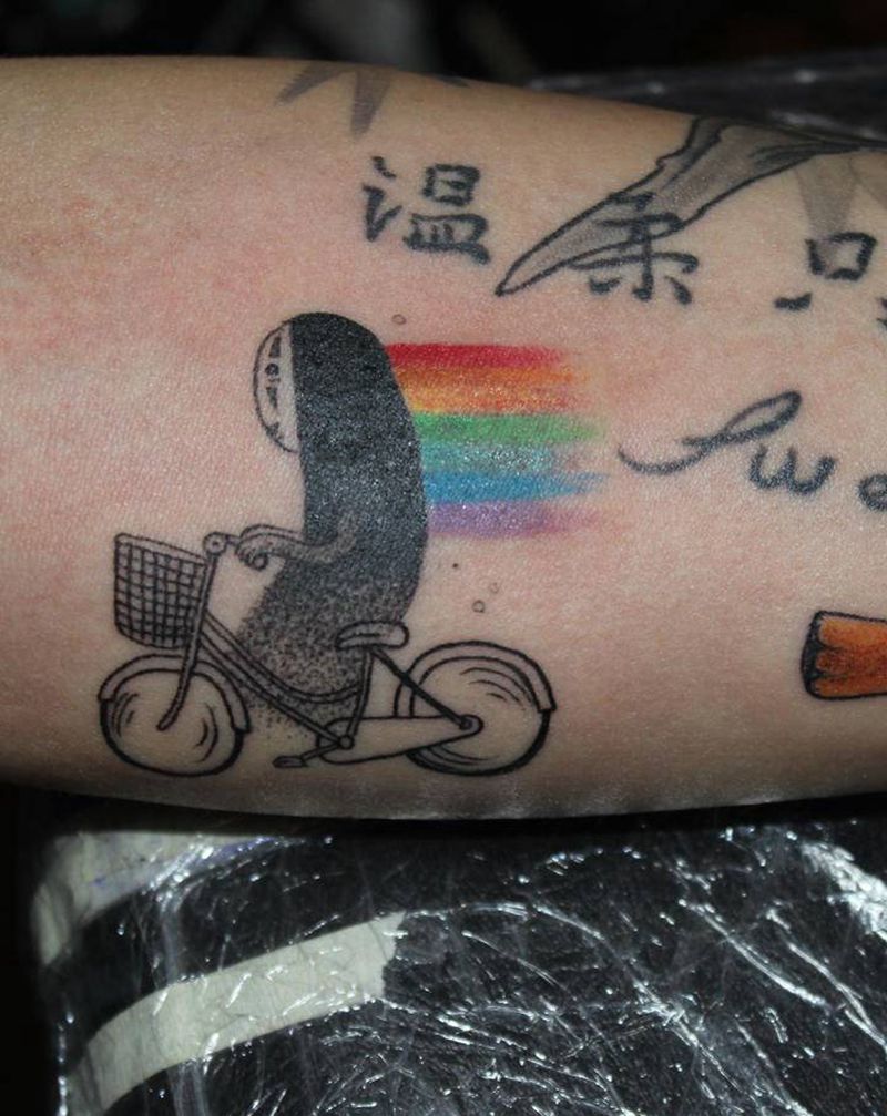 无脸纹身图片_手臂New School水彩彩虹无脸人卡通纹身图案