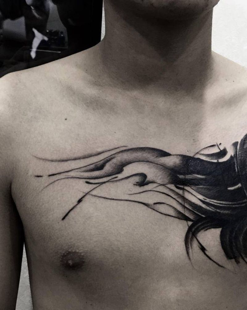 遮盖纹身图片_胸部肩部水墨太极遮盖心电图纹身图案