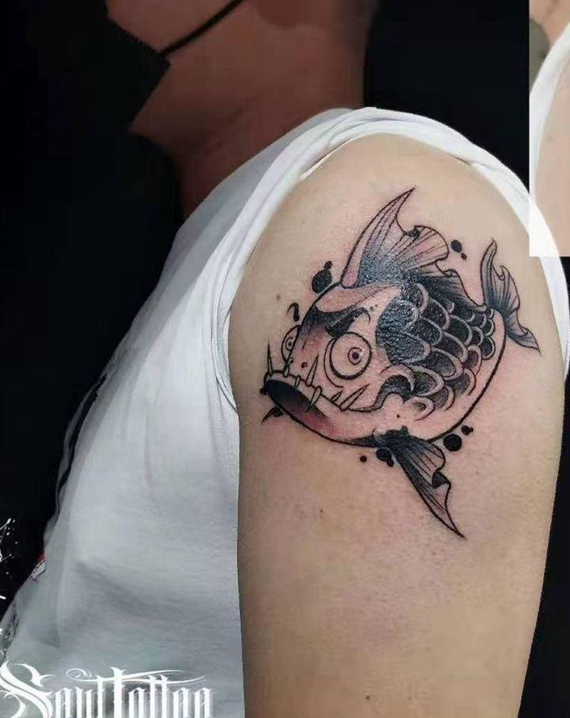 鱼纹身图片_手臂新传统纹身图案