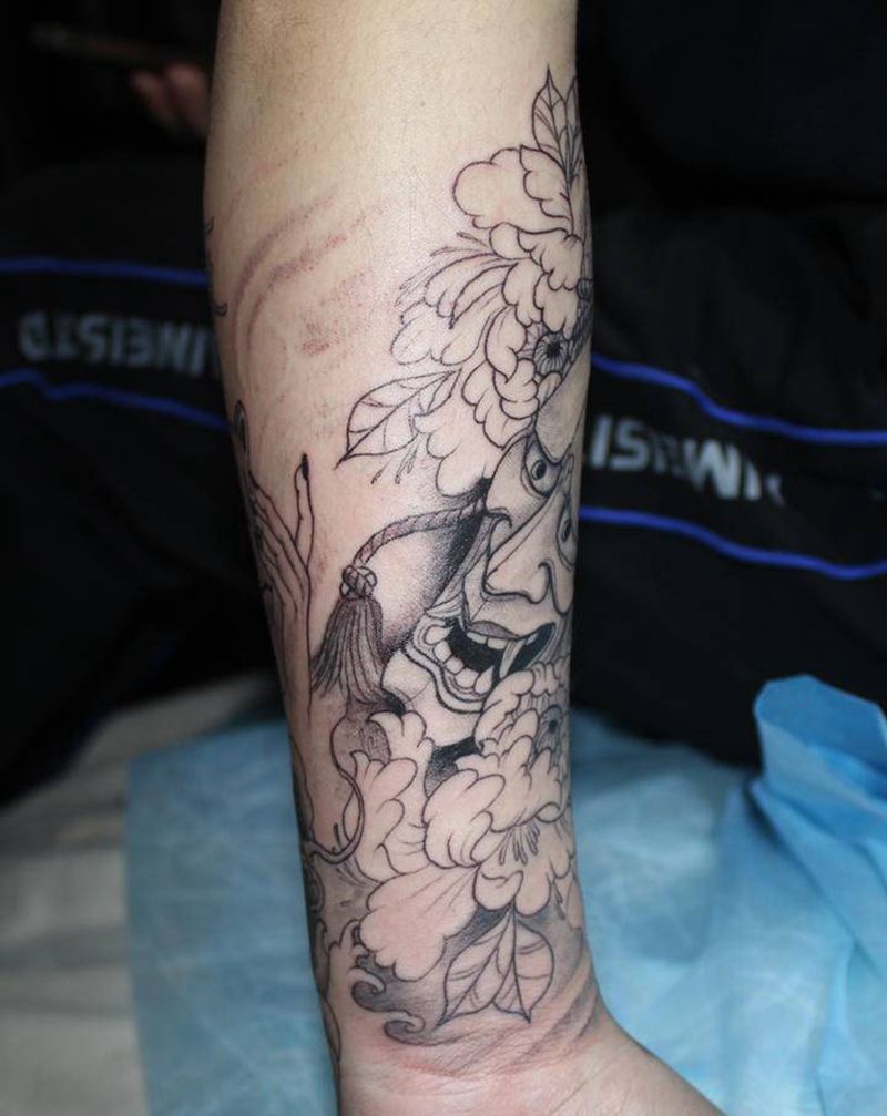 般若牡丹纹身图片_手臂新传统老传统般若牡丹小臂纹身图案