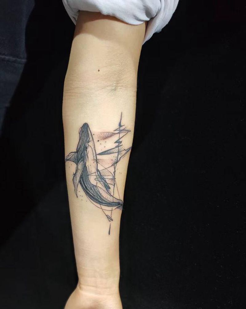 鲸鱼纹身图片_手臂手部水墨纹身图案