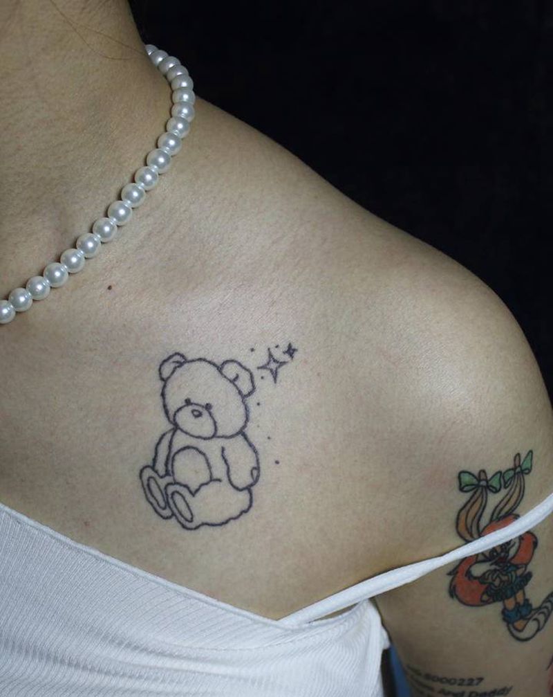 哥特花体遮盖纹身图片_肩部手臂新传统花体字哥特英文遮盖纹身图案