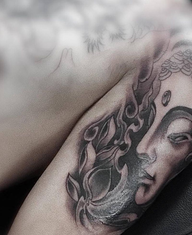 佛头纹身图片_肩部手臂新传统老传统佛像佛头菩萨纹身图案