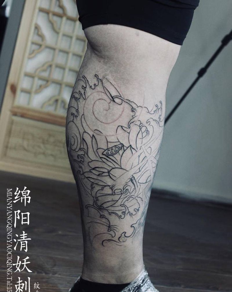 荷花纹身图片_腿部新传统纹身图案