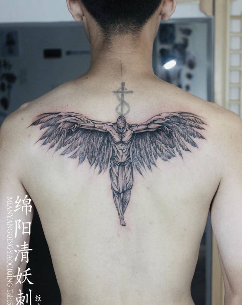 天使纹身图片_背部点刺纹身图案