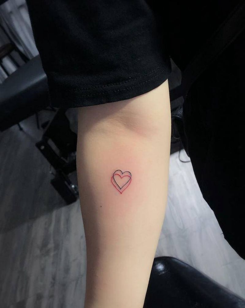 3D爱心纹身图片_手臂水彩纹身图案